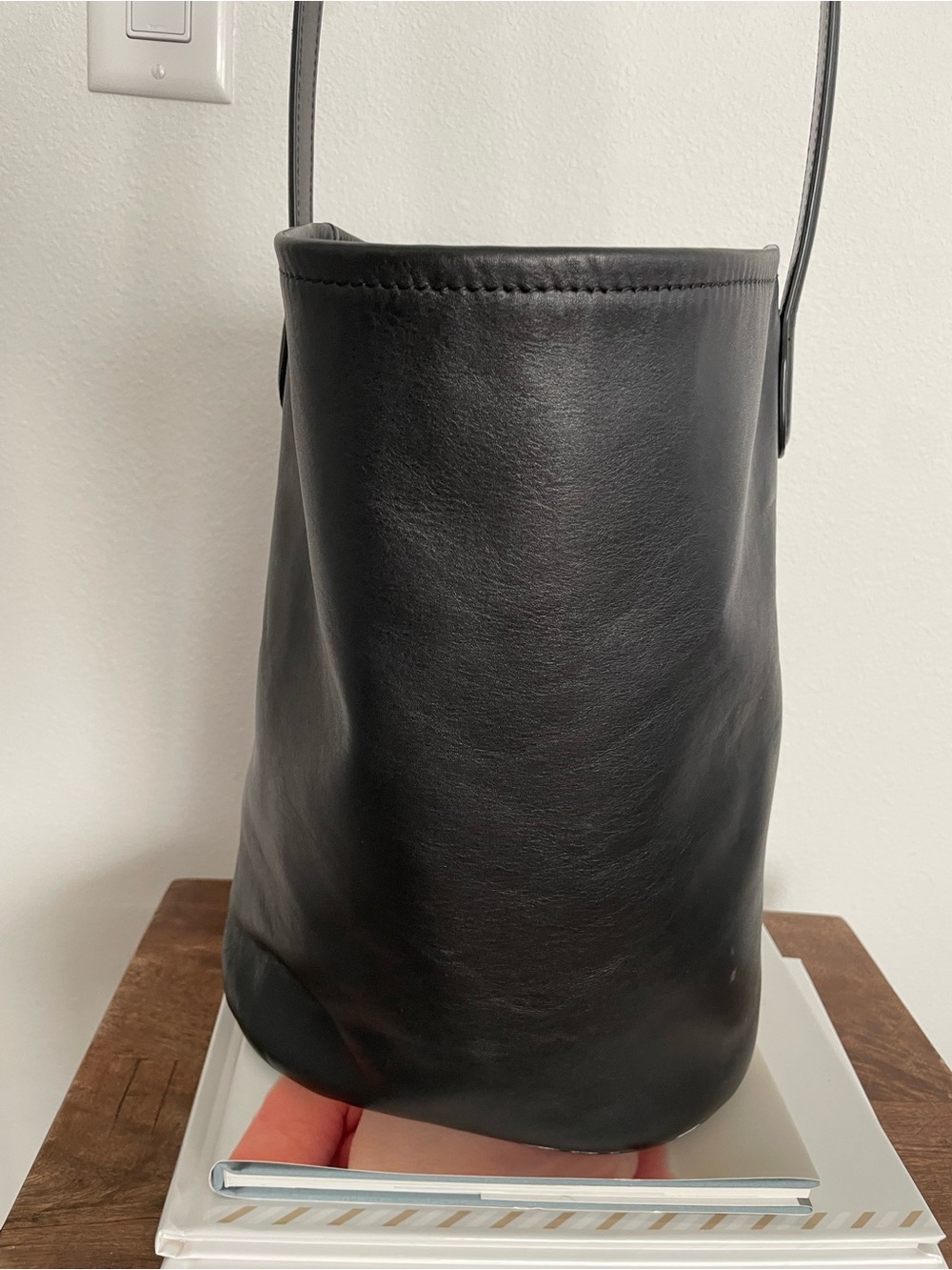 J. Crew Berkeley Bag Black Leather Bucket Bag - Picture 4 of 11